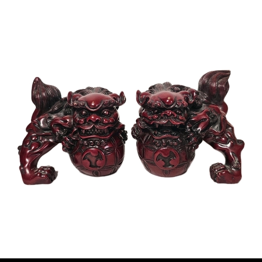 The Chinese Red Collectible Foo Dog Guardian Lion Sculptures are intricately des